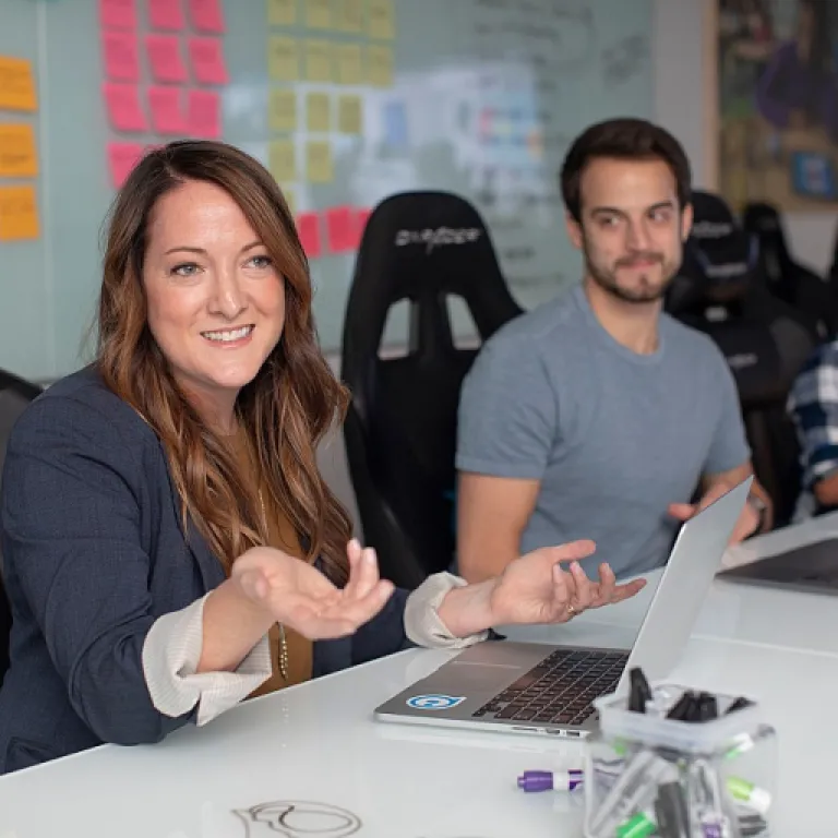 How to use a csat calculator to enhance your employer branding strategy